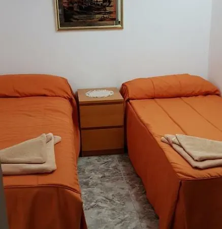 Low Cost Wifi Free بيت ضيافة
